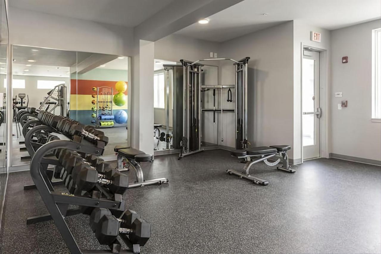 Modern Dwntwn 1 Bdrm Apt Pool Gym Free Parking Indianapolis Ngoại thất bức ảnh