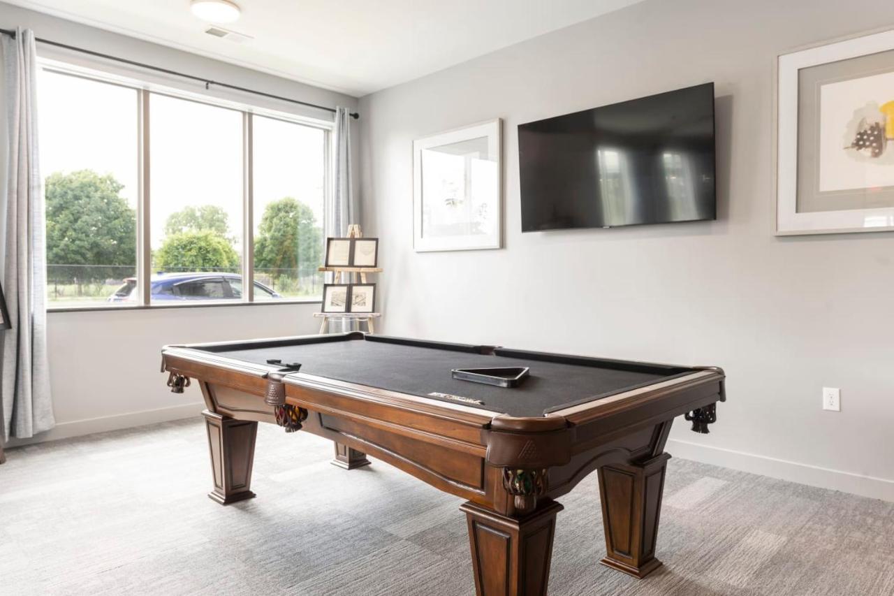 Modern Dwntwn 1 Bdrm Apt Pool Gym Free Parking Indianapolis Ngoại thất bức ảnh